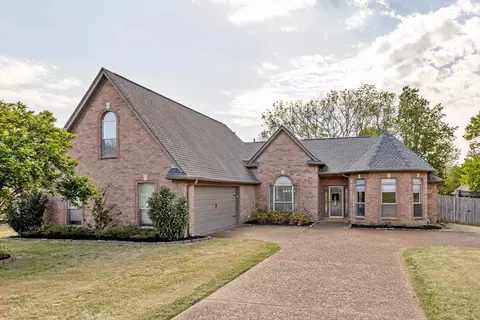 4533 Hillyglen Cv, Bartlett, TN 38135