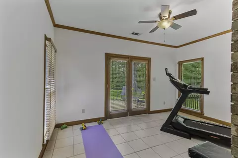 1031 W Tree Dr, Collierville, TN 38017 photo 17