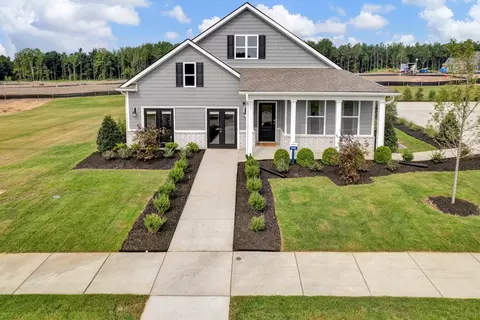 46 Pickwick Pl, Byhalia, MS 38611
