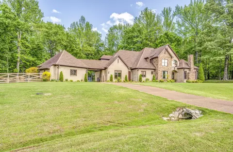 11215 Silsbe Ln, Eads, TN 38028