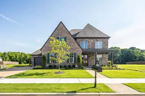 356 River Branch Dr, Collierville, TN 38017