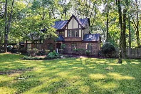 4936 Windsong Park Dr, Collierville, TN 38017
