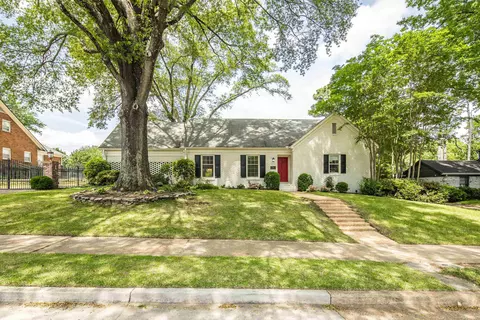 3356 Dell Glade Dr, Memphis, TN 38111