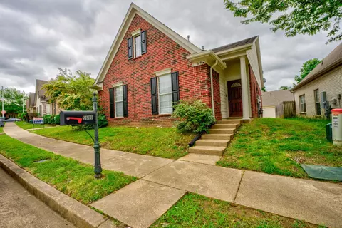 5699 Falling Bark Dr, Memphis, TN 38134