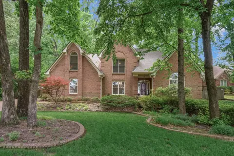 819 N Tree Dr, Collierville, TN 38017