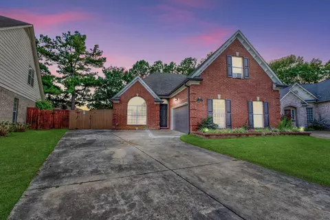 10429 Ashboro Dr, Collierville, TN 38017