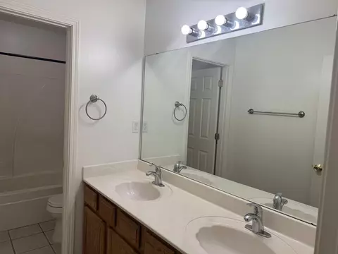 7413 Fox Creek Dr, Olive Branch, MS 38654 photo 17