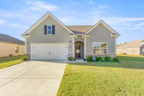7399 Barrett Oaks Cv, Millington, TN 38053