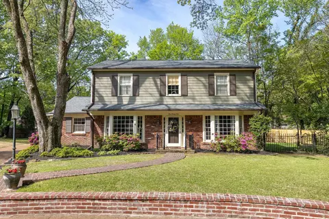 199 Greenbriar Dr, Memphis, TN 38117