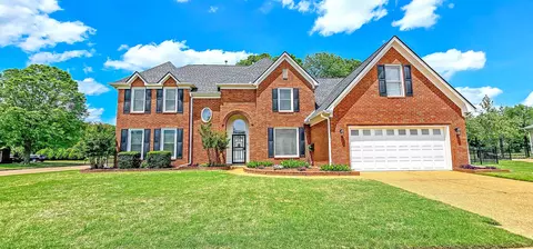 7462 Wintergreen Ln, Cordova, TN 38018