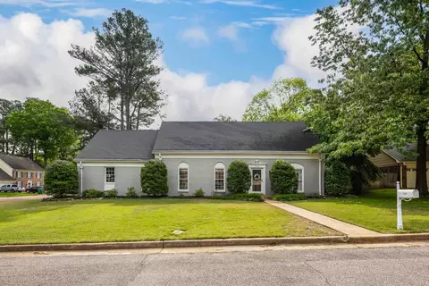 2144 New Meadow Dr, Germantown, TN 38139
