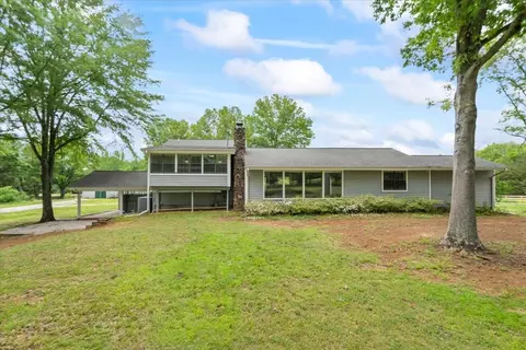 1353 Hewlett Dr, Rossville, TN 38066