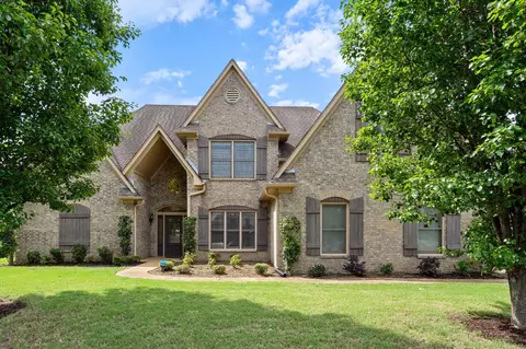 10525 Denali Park Cv, Collierville, TN 38017