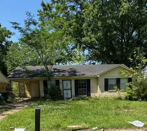 4783 Royal Ridge Dr, Memphis, TN 38128