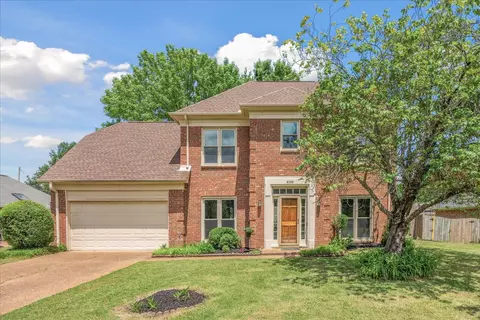 8398 Shingle Oaks Dr, Cordova, TN 38018