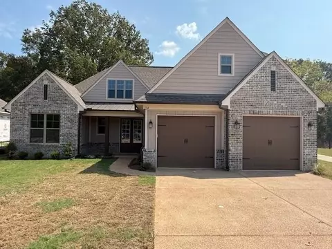 554 Sugar Magnolia Loop E, Unincorporated, TN 38017