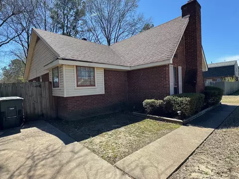 6241 Scarletcrest Dr, Memphis, TN 38115