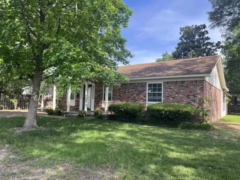 4784 Janie Ave, Millington, TN 38053