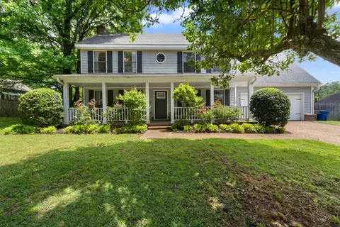 3386 Iron Bridge Cv, Lakeland, TN 38002