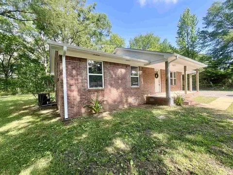 399 Garey Loop, Savannah, TN 38372