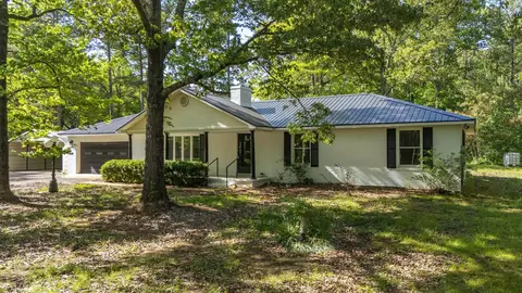 85 A Gin Rd, Michie, TN 38357