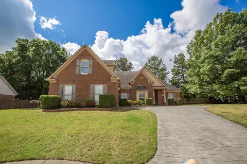 1723 Goldsmith Ct, Collierville, TN 38017