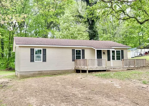 138 Revell Rd, Dyersburg, TN 38024