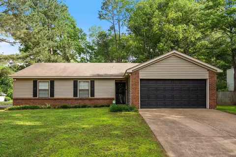6778 Bainbridge Dr, Memphis, TN 38119