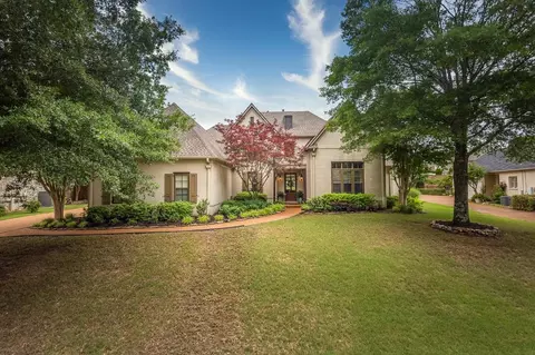 10169 Woodbrook Cir, Lakeland, TN 38002