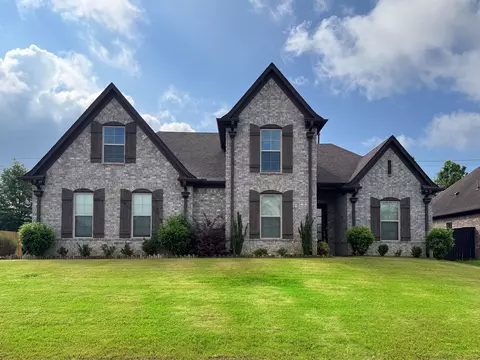 8633 Silverwood Dr, Bartlett, TN 38133