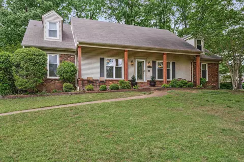 7944 Cross Village Dr, Germantown, TN 38138