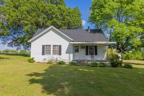 830 Sulphur Springs Rd, Brownsville, TN 38012