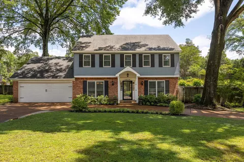 2026 Sunset Dr, Germantown, TN 38138