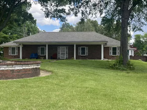8130 Julie Cv, Millington, TN 38053