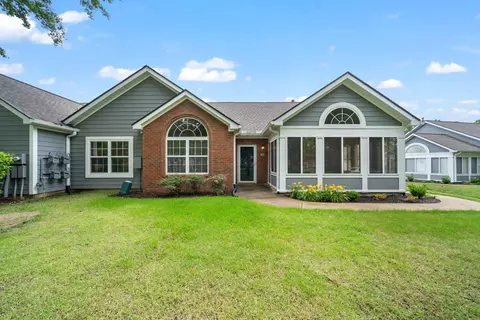 1102 Oak Heights Ln #93, Collierville, TN 38017
