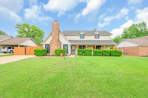 3842 Robin Hill Dr, Bartlett, TN 38135