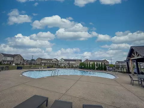 Exterior - 527 Armel Dr, Collierville, TN 38017 photo 4 of 4