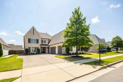 4728 Carousel Ln, Collierville, TN 38017