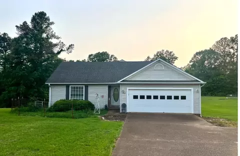 353 Old Shiloh Rd, Adamsville, TN 38310