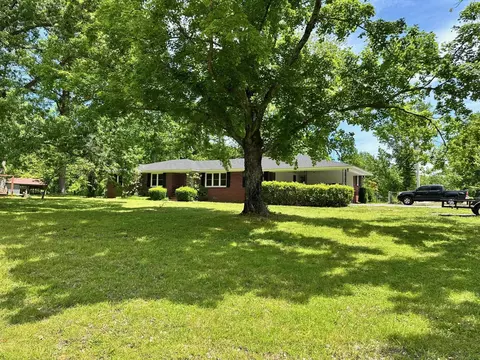 9226 Herring Hill Rd, Millington, TN 38053