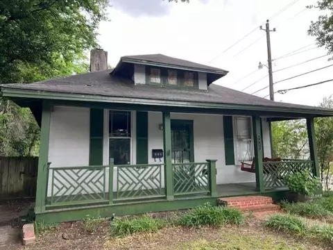 1917 Walker Ave, Memphis, TN 38104