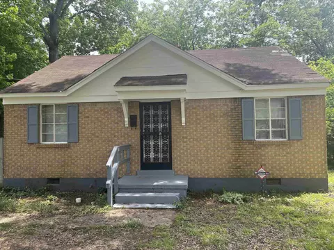 2106 Brookline Rd, Memphis, TN 38128