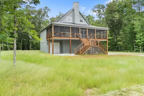 415 Big Bear Creek Dr, Cherokee, AL 35616