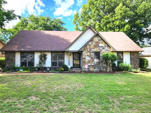 6854 Gilford Dr, Memphis, TN 38141