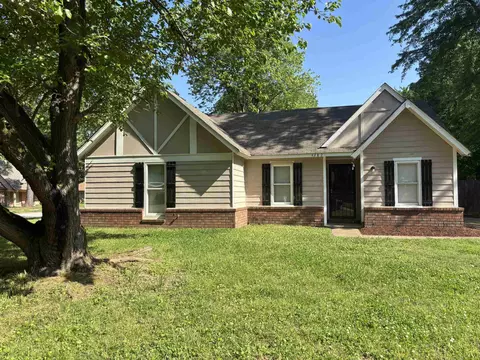 4382 Ann Arbor Ln, Memphis, TN 38128