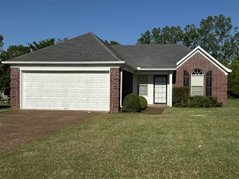 4527 Rosswood Dr, Memphis, TN 38128