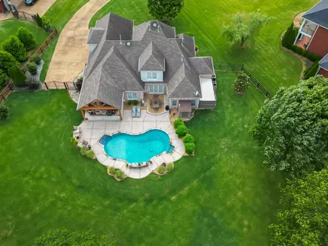 45 Green Tree Cv, Piperton, TN 38017