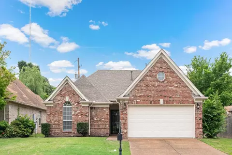 7261 Amberly Way Dr, Cordova, TN 38018