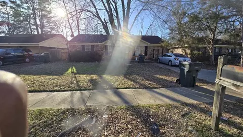 5317 Breckenwood Dr, Memphis, TN 38127