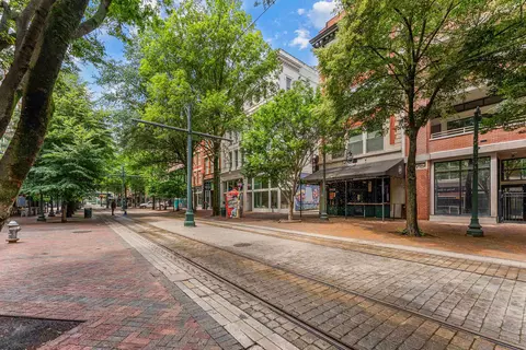 92 S Main St #202, Memphis, TN 38103